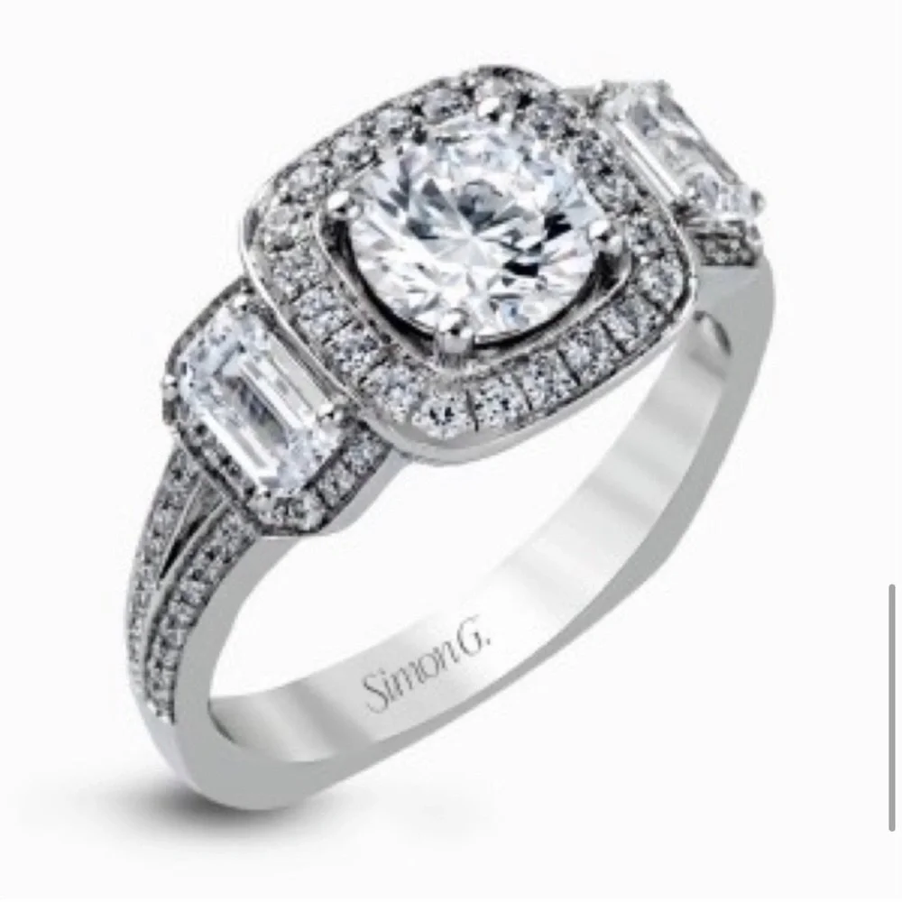 Simon G Halo Engagement Setting in 18k white gold. Great price! Gorgeous! Sz 7 - Picture 5 of 9